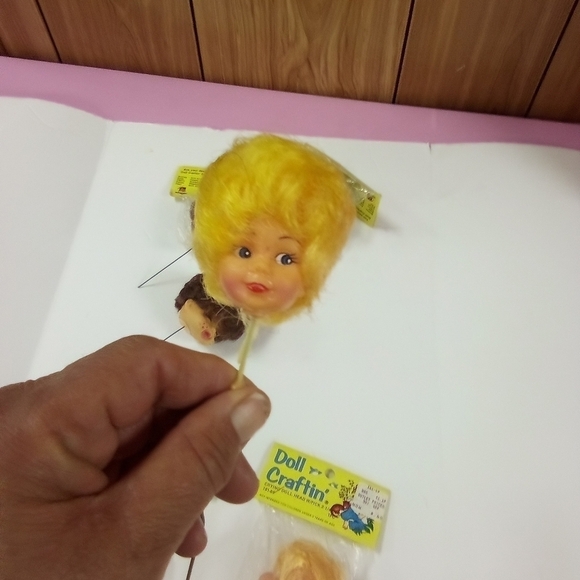 Vintage Crying Doll Heads with Picks Lot of 6 Doll Heads Doll Making - Picture 5 of 6